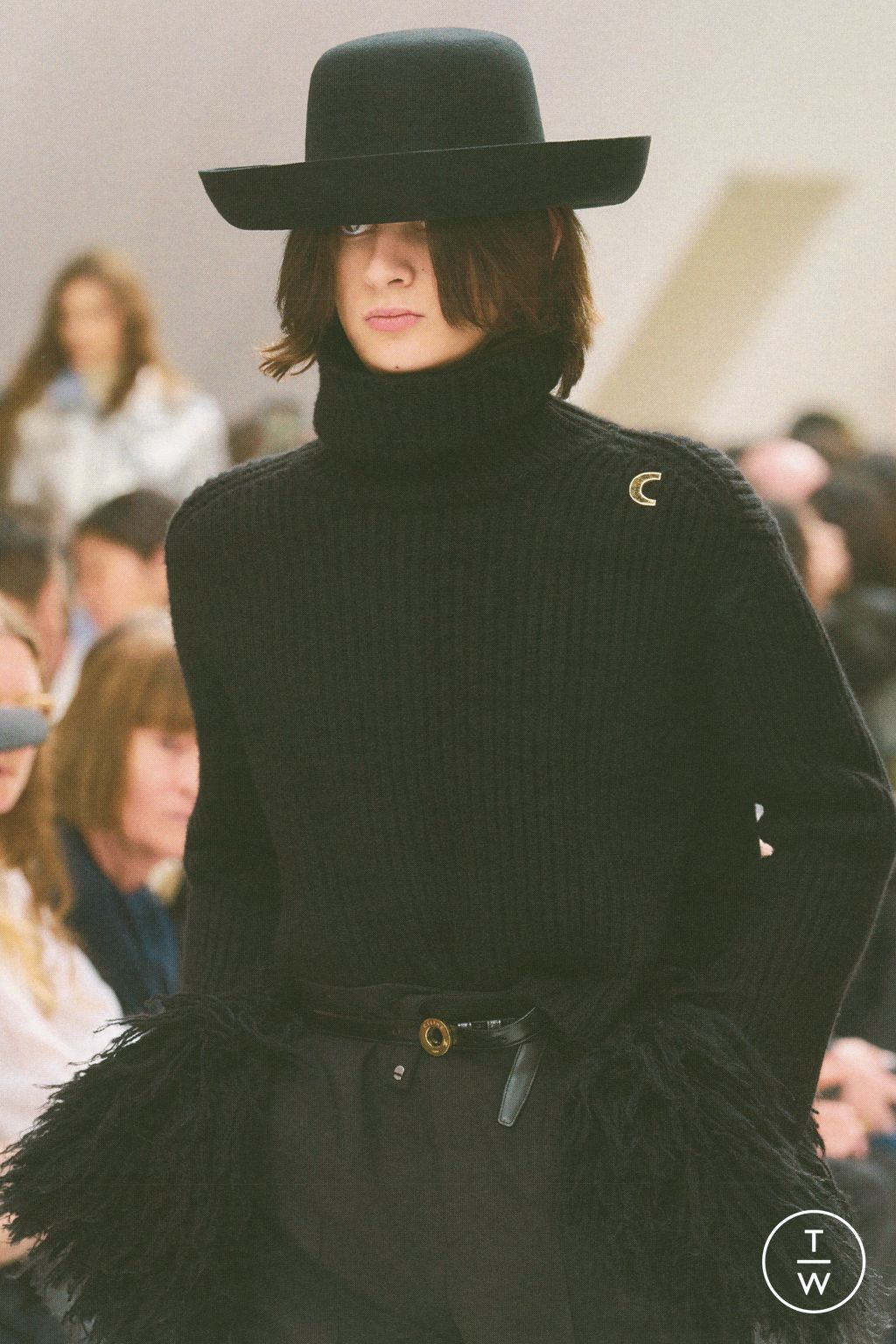 Fashion Week Paris Fall/Winter 2026 look 83 from the Celine collection womenswear accessories