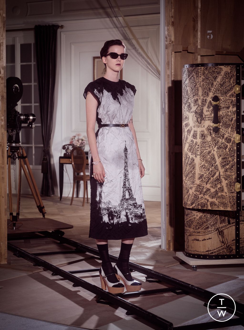 Fashion Week Paris Pre-Fall 2024 look 143 from the Christian Dior collection womenswear