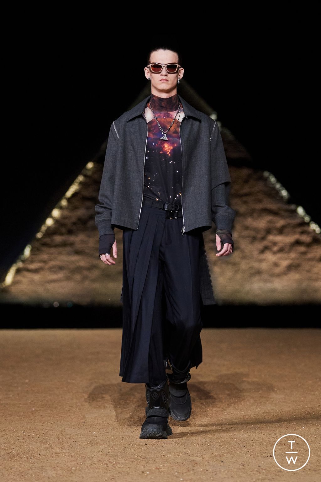 Fashion Week Paris Pre-Fall 2023 look 67 from the Dior Men collection 男装