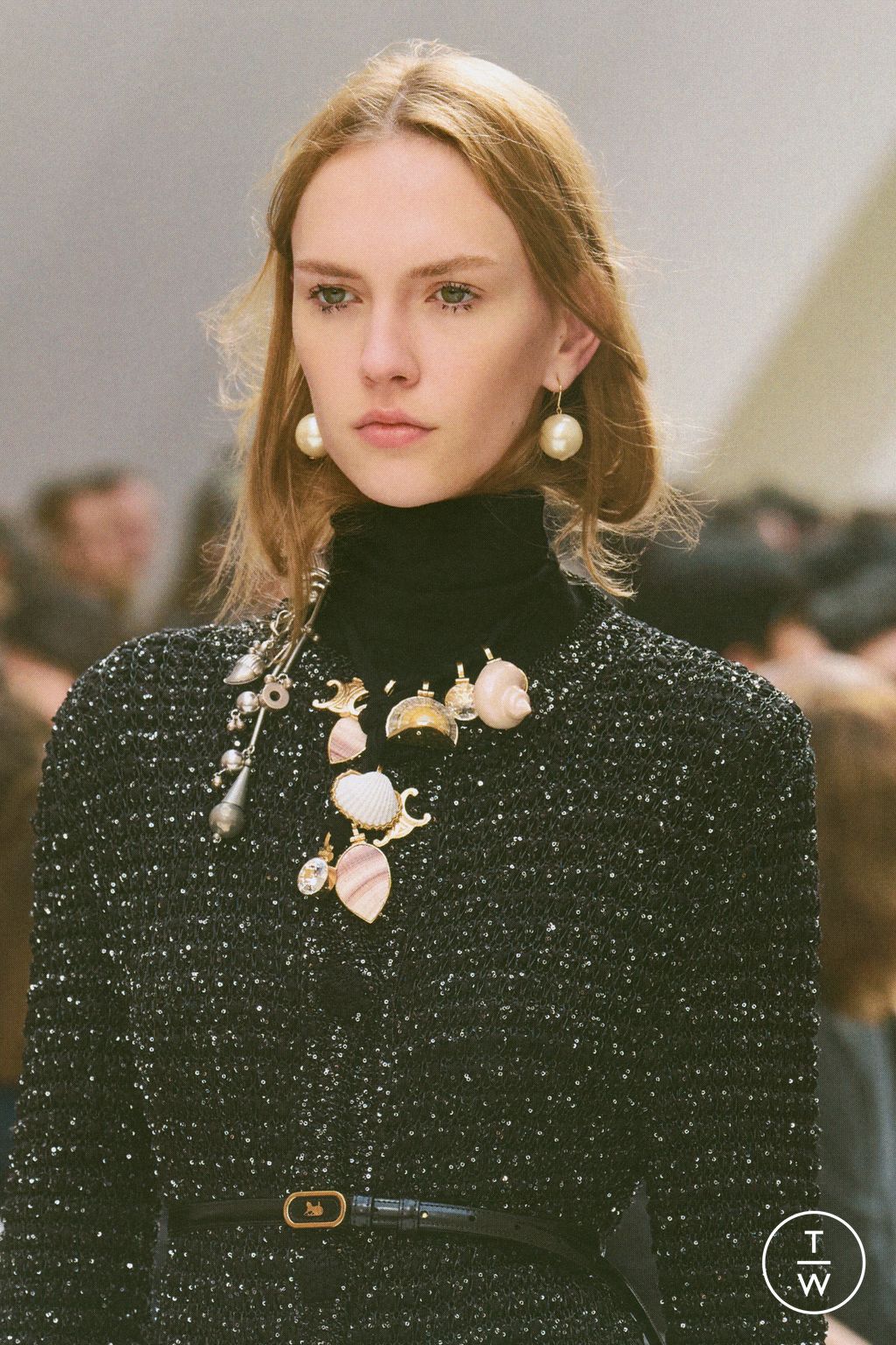 Fashion Week Paris Fall/Winter 2026 look 88 from the Celine collection 女装配饰