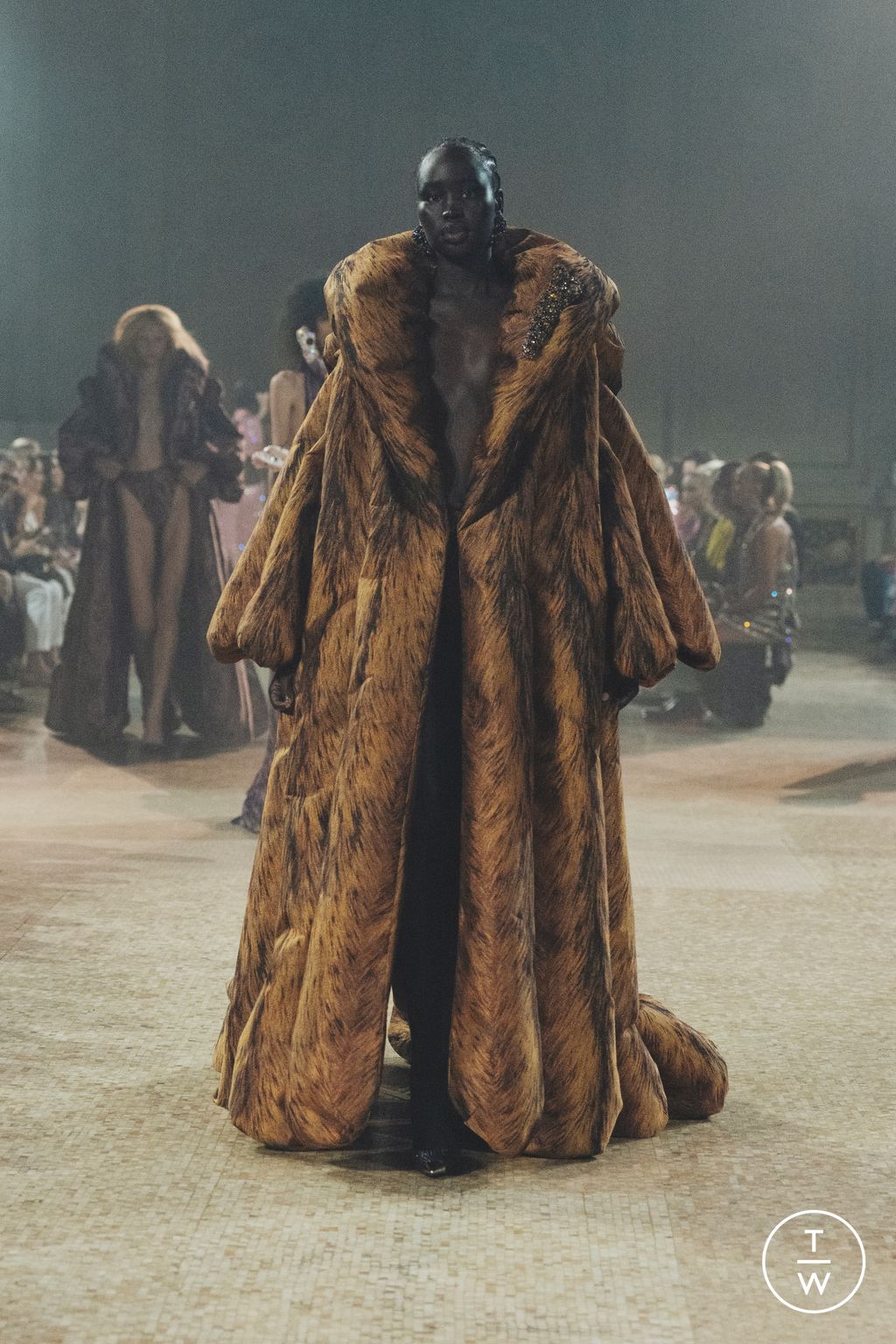 Fashion Week New York Fall/Winter 2023 look 7 from the Area collection womenswear