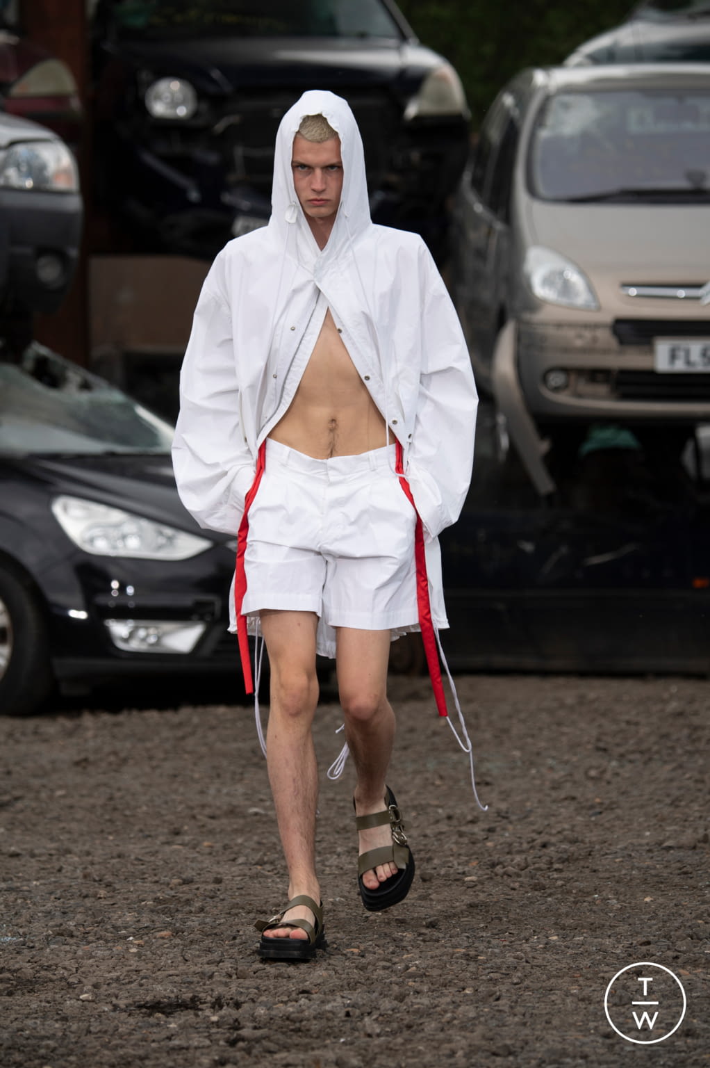 Fashion Week London Spring/Summer 2022 look 7 from the Jordanluca collection 男装
