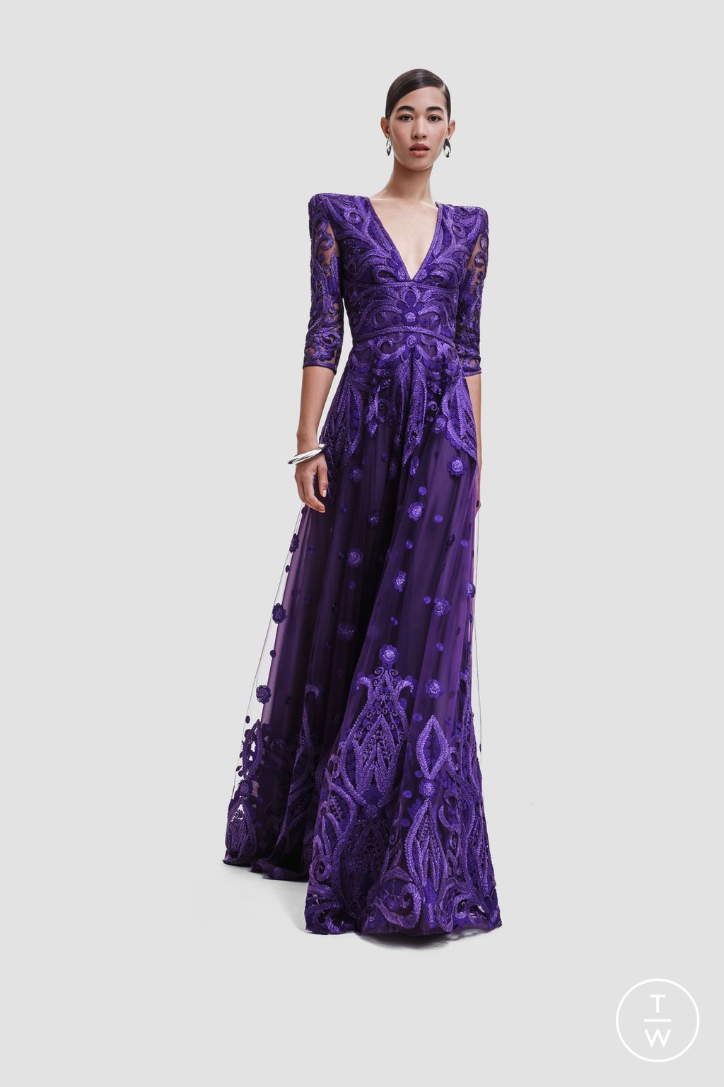 Fashion Week New York Pre-Fall 2024 look 7 from the Naeem Khan collection womenswear