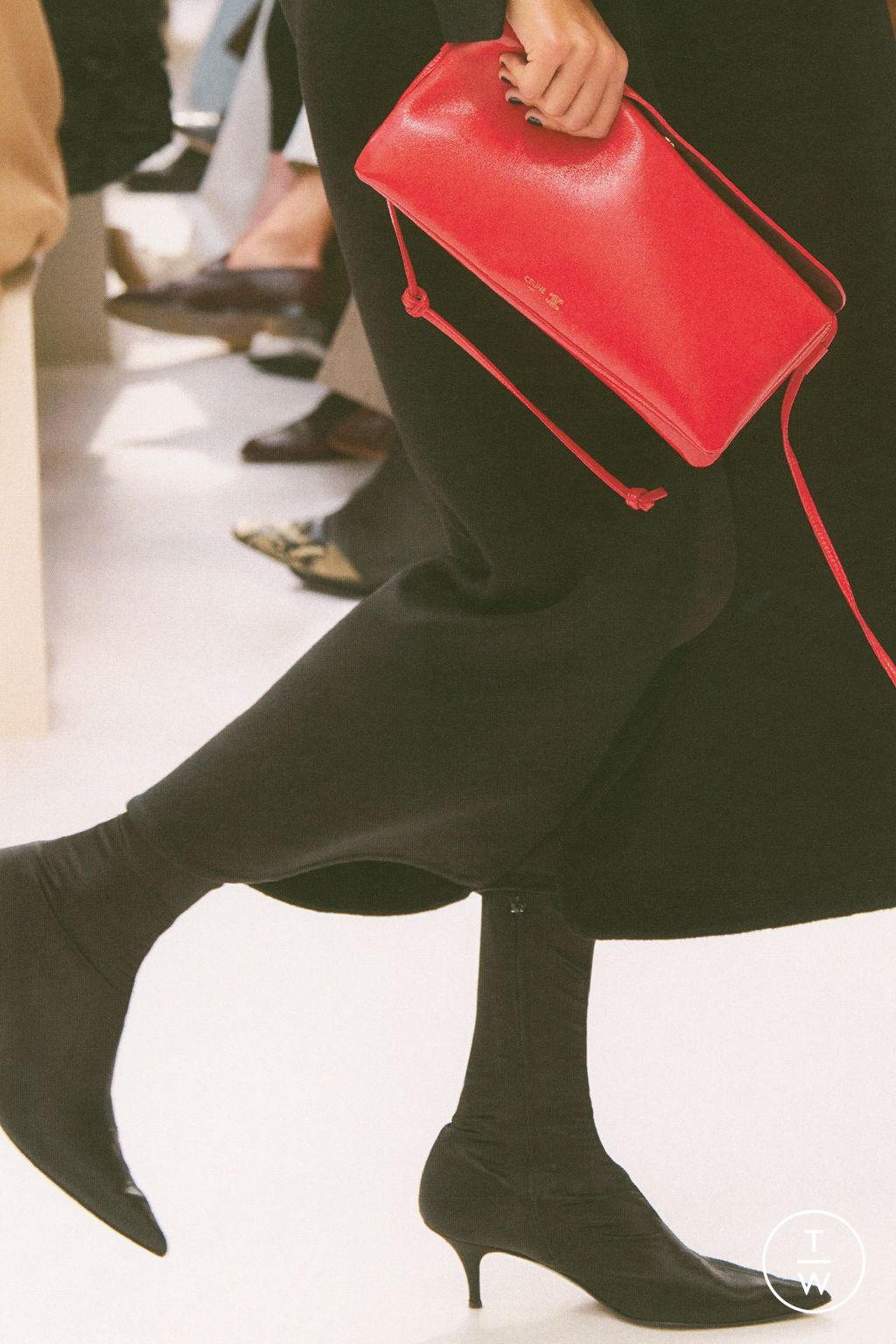 Fashion Week Paris Fall/Winter 2026 look 91 from the Celine collection womenswear accessories