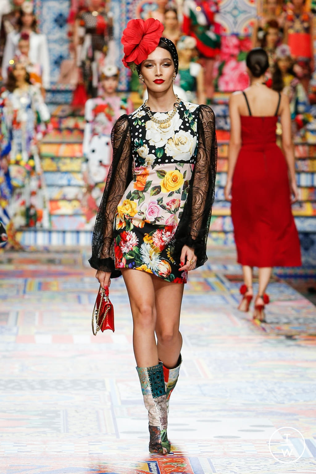 Fashion Week Milan Spring/Summer 2021 look 70 from the Dolce & Gabbana collection womenswear