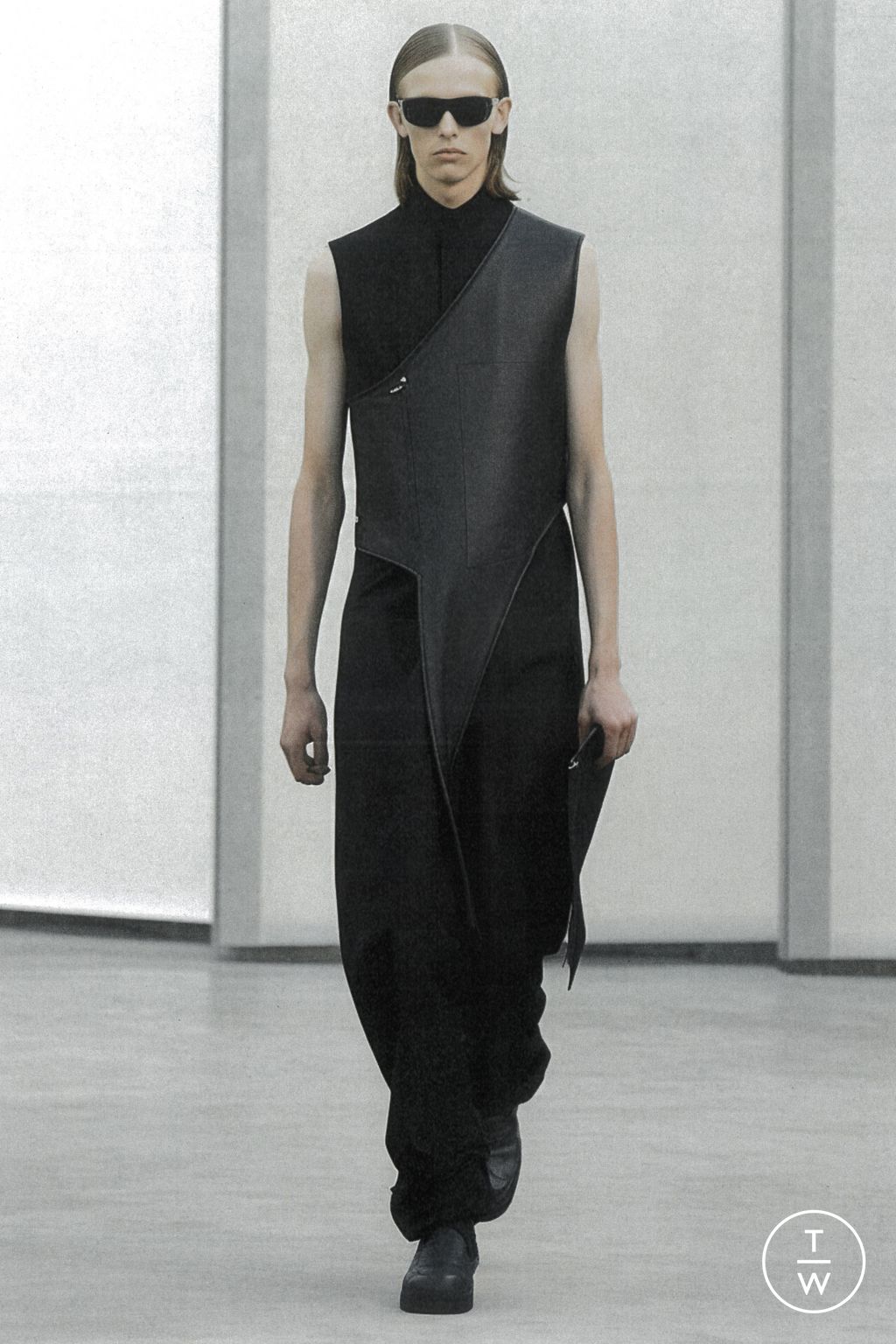 Fashion Week Paris Spring/Summer 2024 look 72 from the Heliot Emil collection womenswear