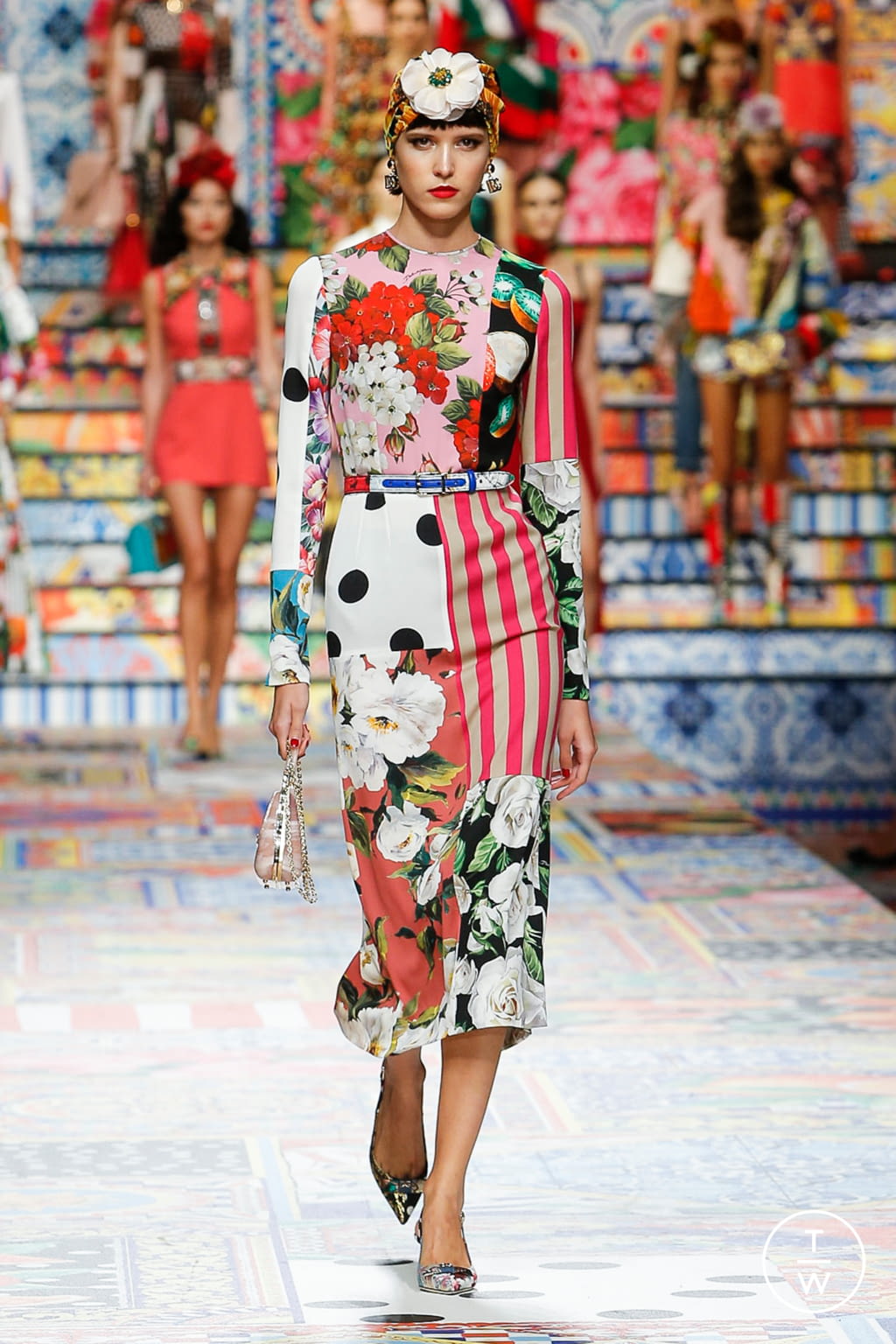 Fashion Week Milan Spring/Summer 2021 look 71 from the Dolce & Gabbana collection womenswear
