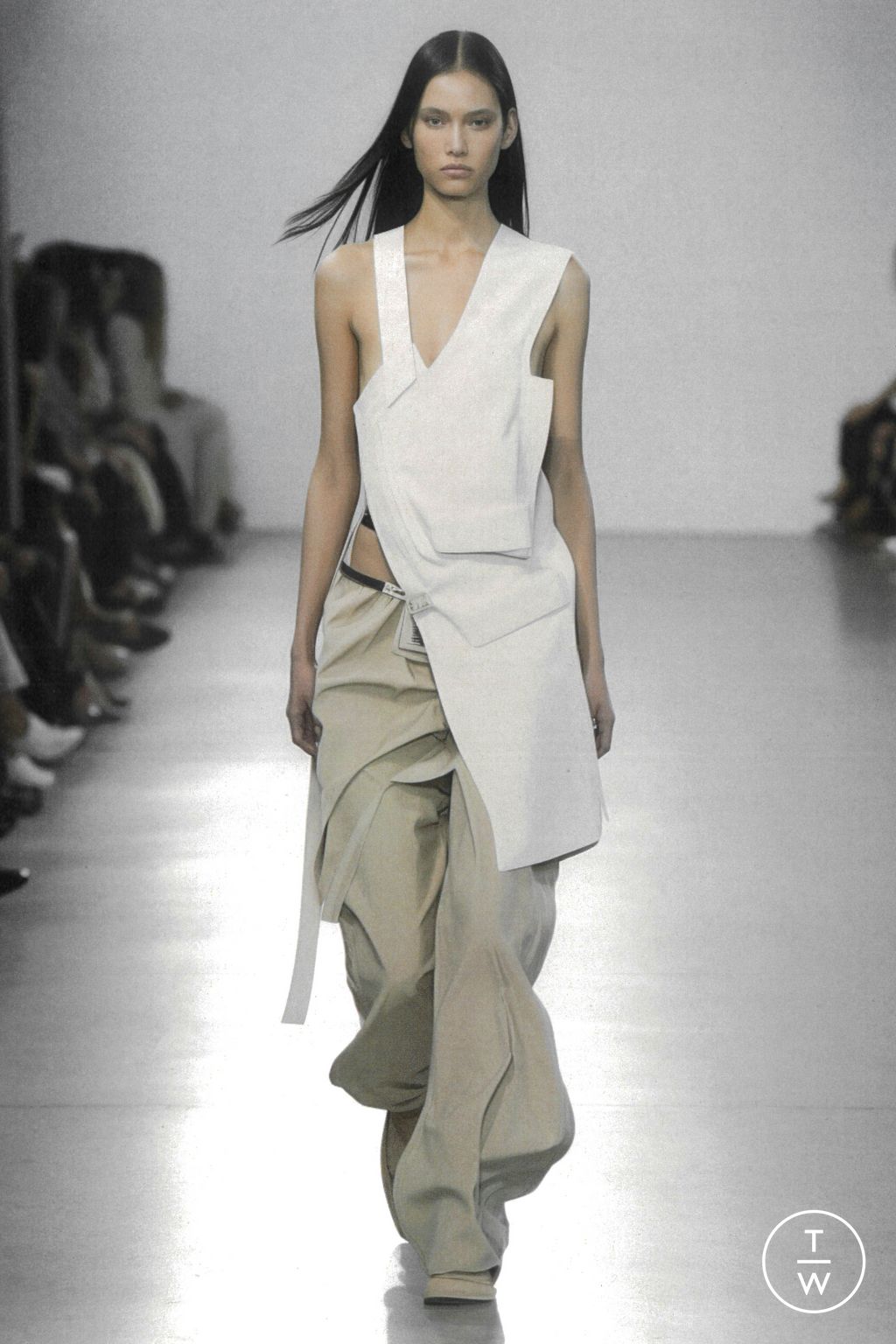 Fashion Week Paris Spring/Summer 2024 look 73 from the Heliot Emil collection womenswear