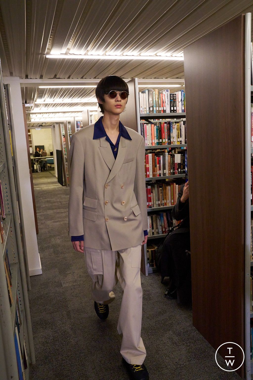 Fashion Week Paris Fall/Winter 2024 look 7 from the Winnie collection menswear