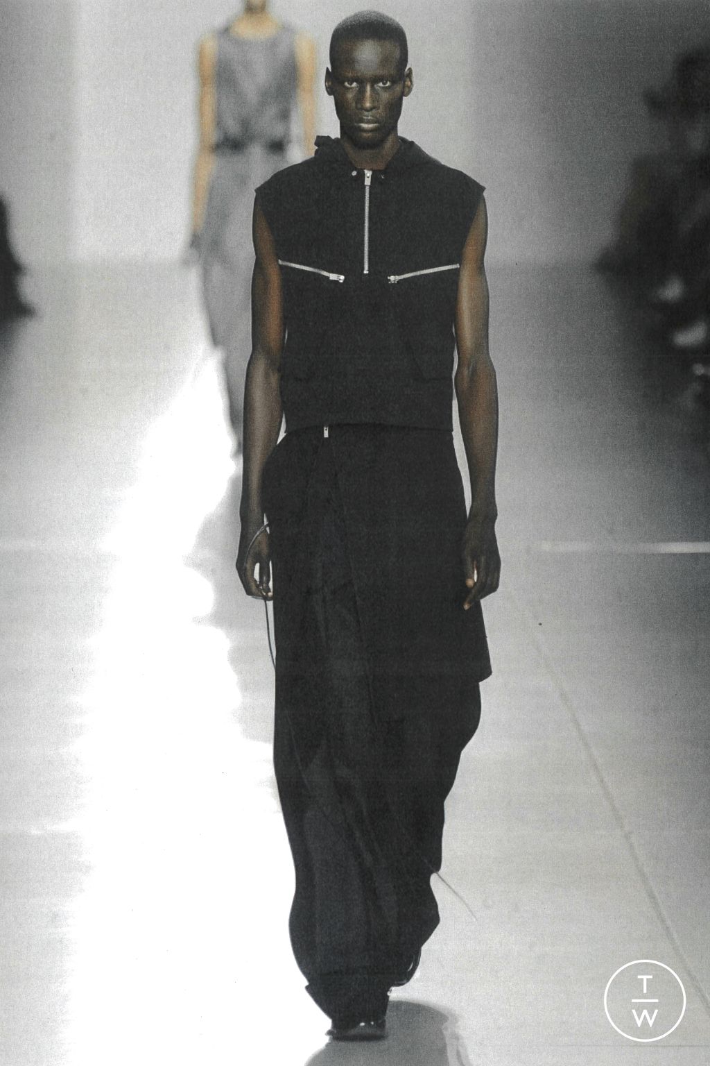 Fashion Week Paris Spring/Summer 2024 look 83 from the Heliot Emil collection womenswear