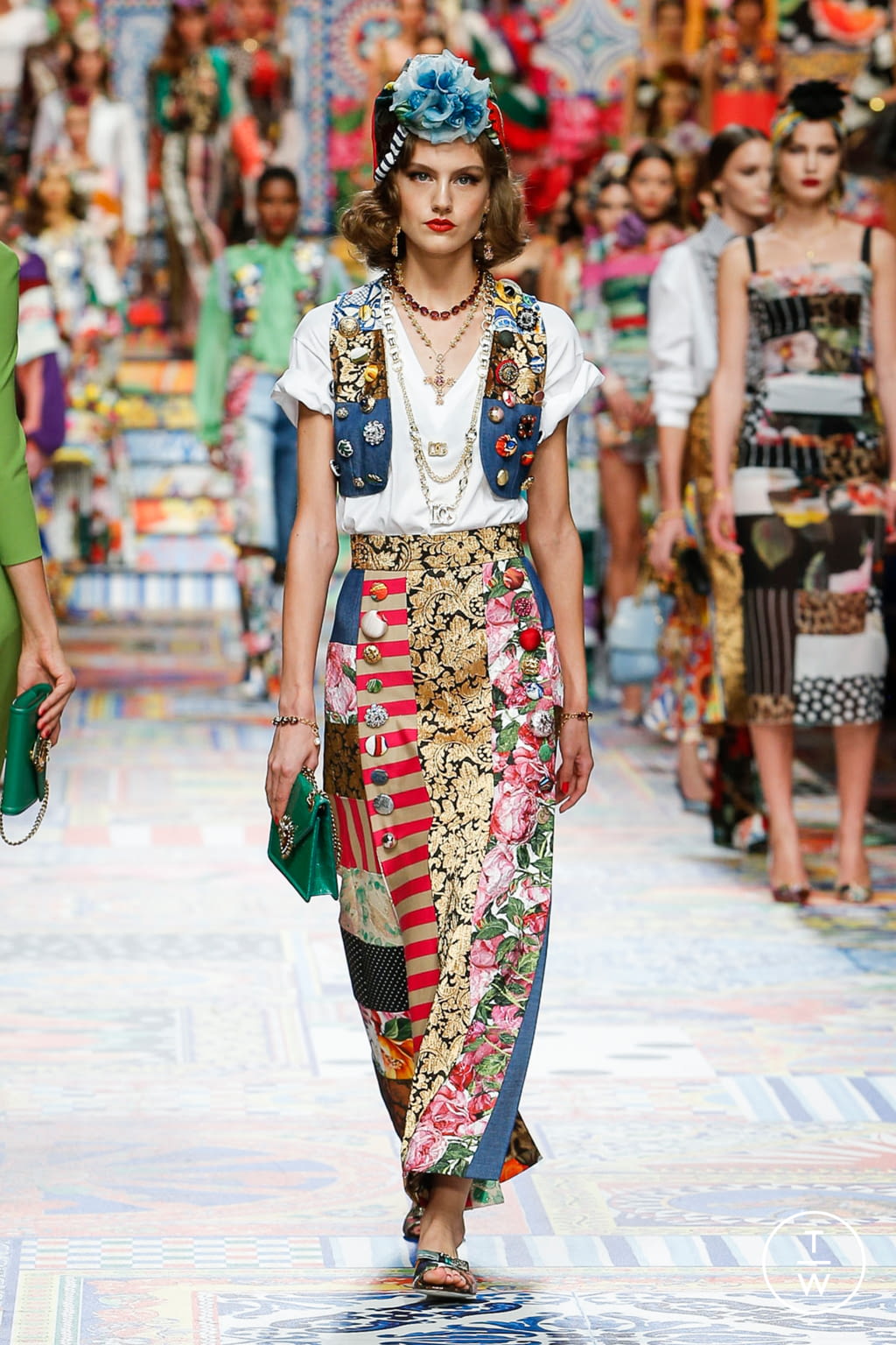 Fashion Week Milan Spring/Summer 2021 look 86 from the Dolce & Gabbana collection womenswear