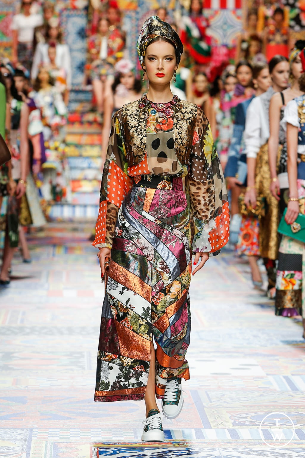 Fashion Week Milan Spring/Summer 2021 look 90 from the Dolce & Gabbana collection 女装