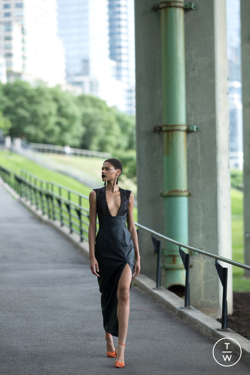 Fashion Week New York Resort 2025 look 9 from the Bibhu Mohapatra collection womenswear