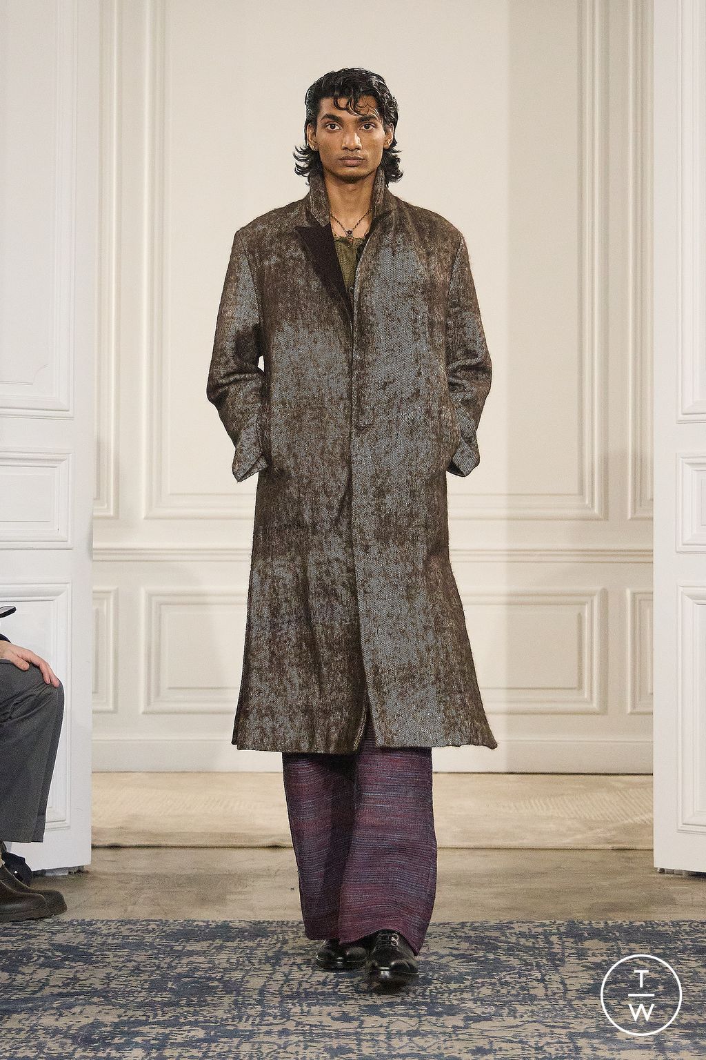 Fashion Week Paris Fall/Winter 2026 look 9 de la collection Kartik Research menswear
