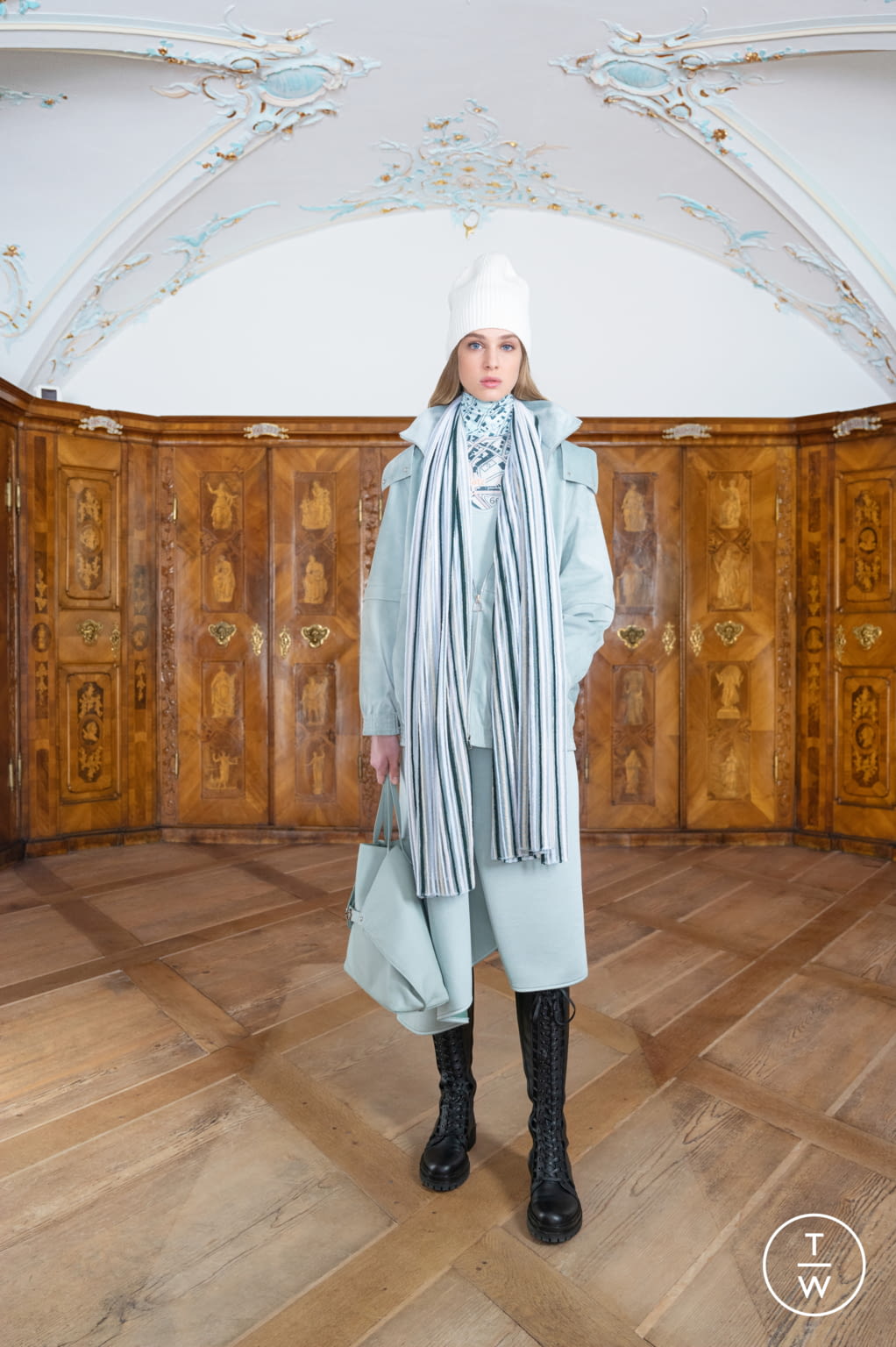 Fashion Week Paris Fall/Winter 2021 look 21 from the Akris collection womenswear