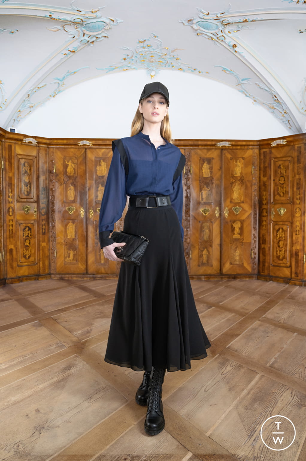 Fashion Week Paris Fall/Winter 2021 look 22 from the Akris collection womenswear