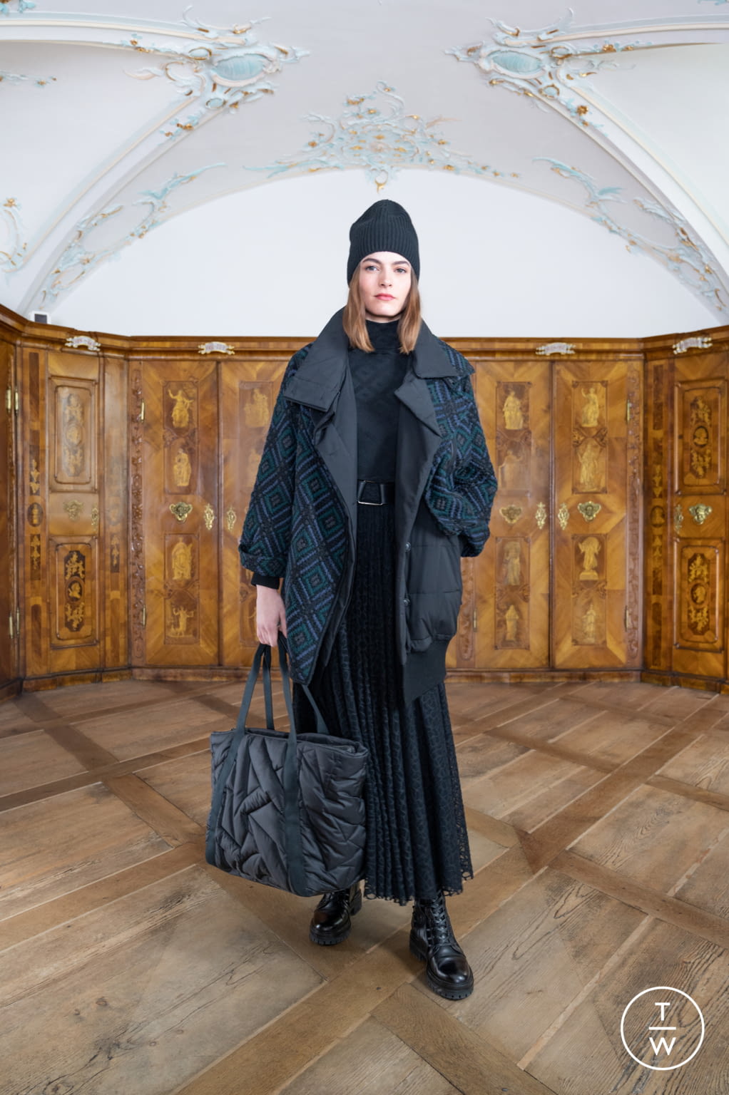 Fashion Week Paris Fall/Winter 2021 look 24 from the Akris collection womenswear