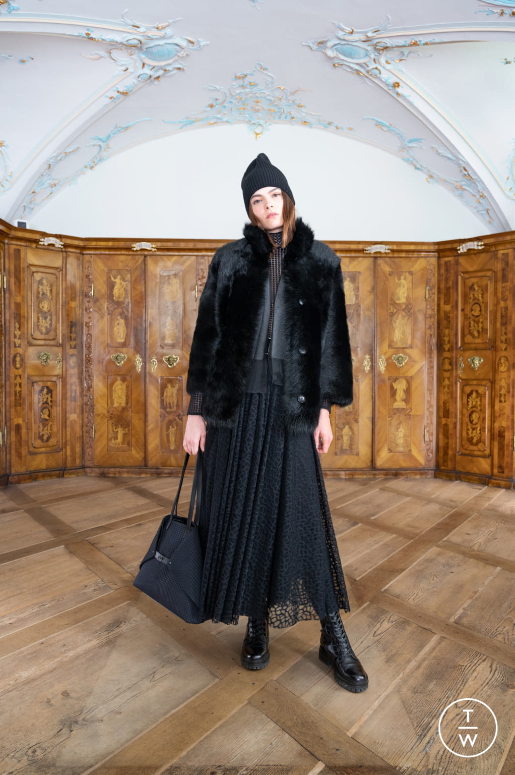 Fashion Week Paris Fall/Winter 2021 look 31 from the Akris collection womenswear