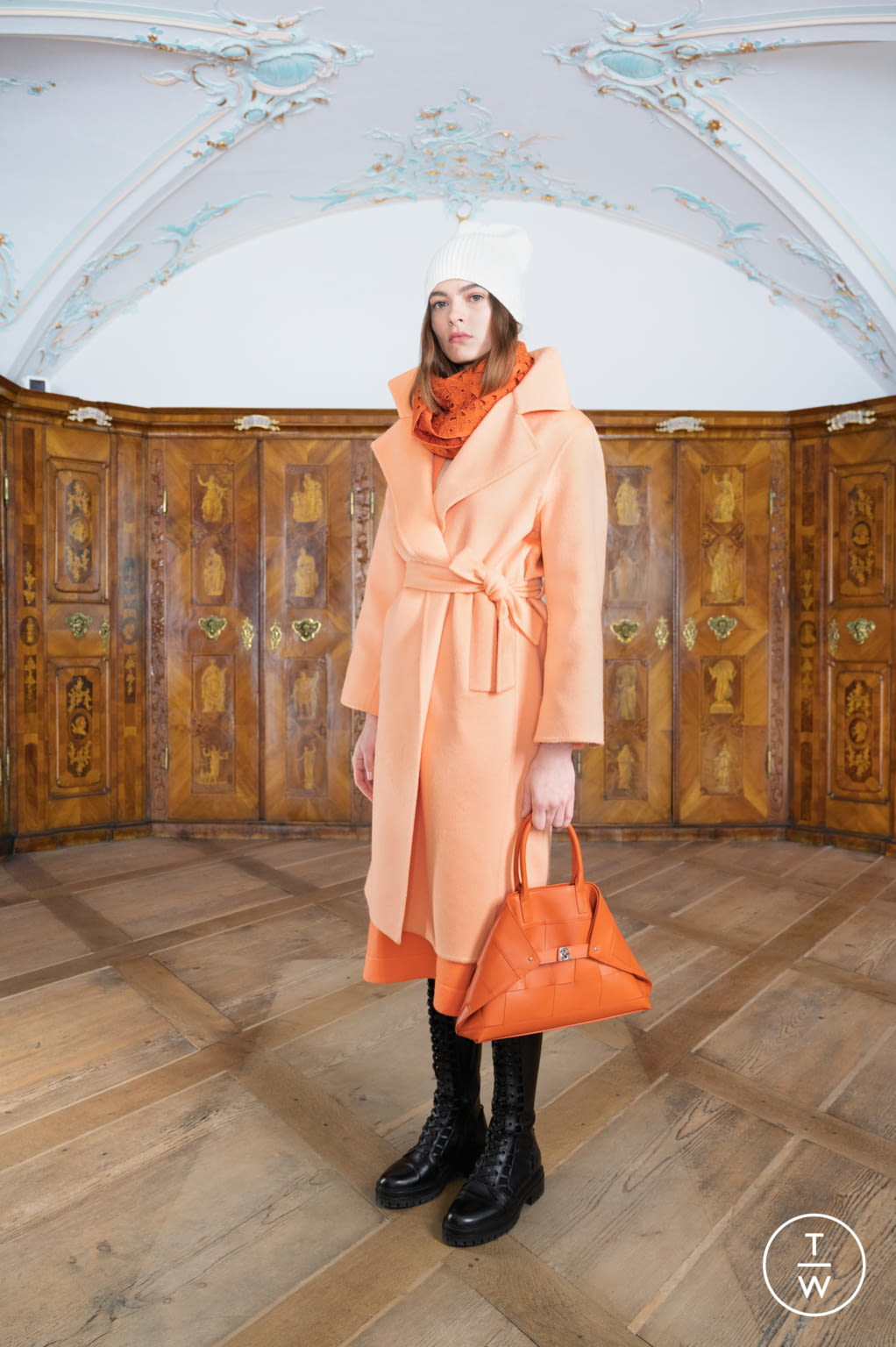 Fashion Week Paris Fall/Winter 2021 look 8 from the Akris collection womenswear