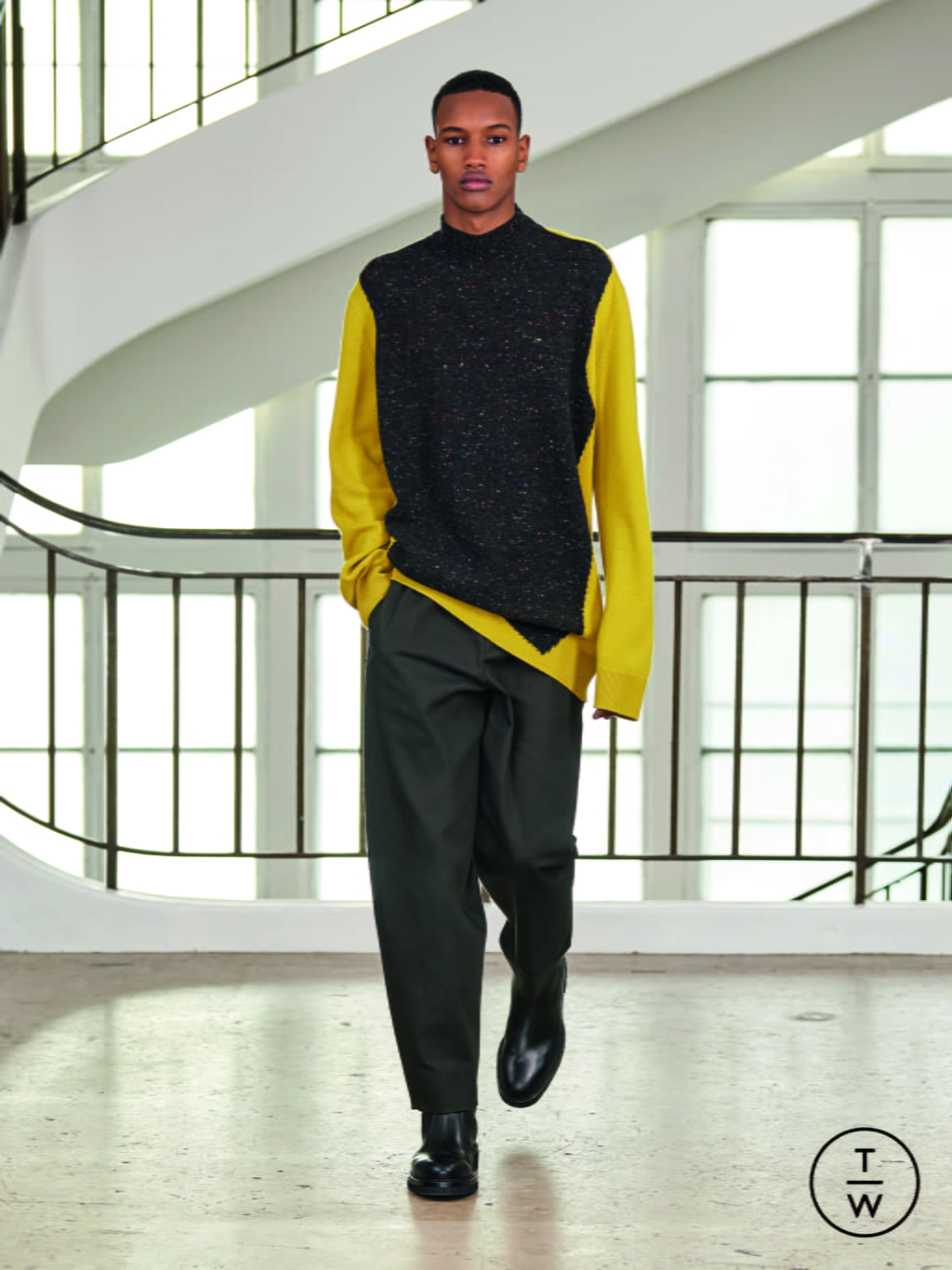 Fashion Week Paris Fall/Winter 2021 look 7 from the Hermès collection menswear