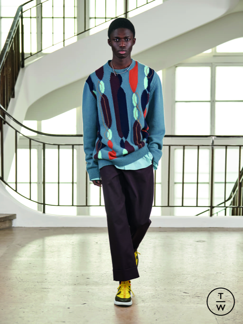 Fashion Week Paris Fall/Winter 2021 look 30 from the Hermès collection menswear