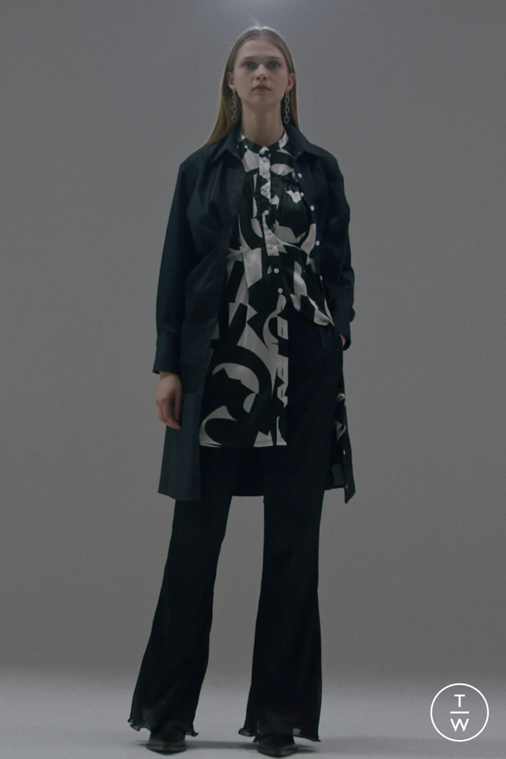 Fashion Week New York Fall/Winter 2021 look 10 de la collection Loring womenswear