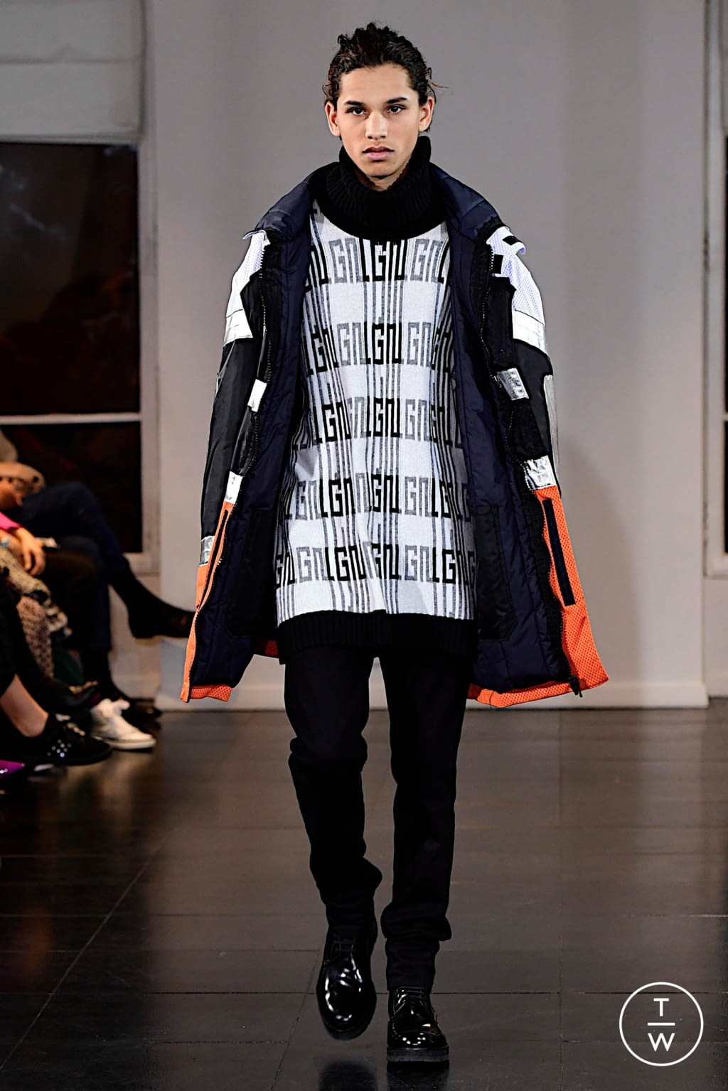 Fashion Week Paris Fall/Winter 2019 look 9 from the Louis Gabriel Nouchi collection menswear