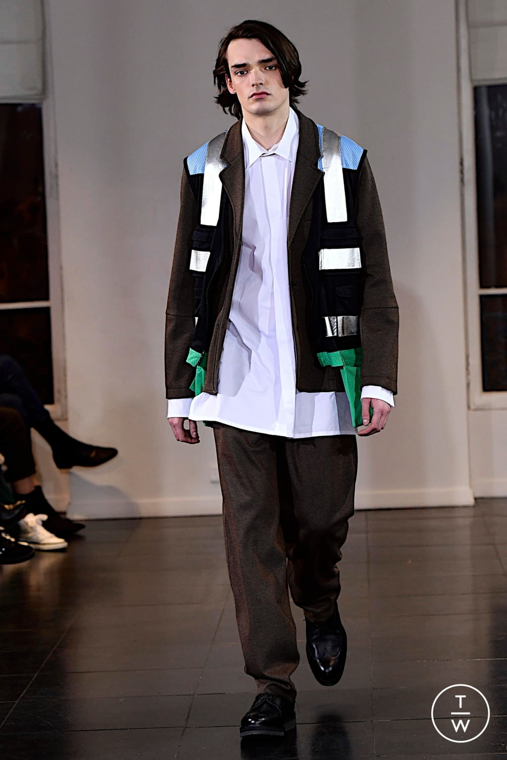 Fashion Week Paris Fall/Winter 2019 look 13 from the LGN Louis Gabriel Nouchi collection menswear