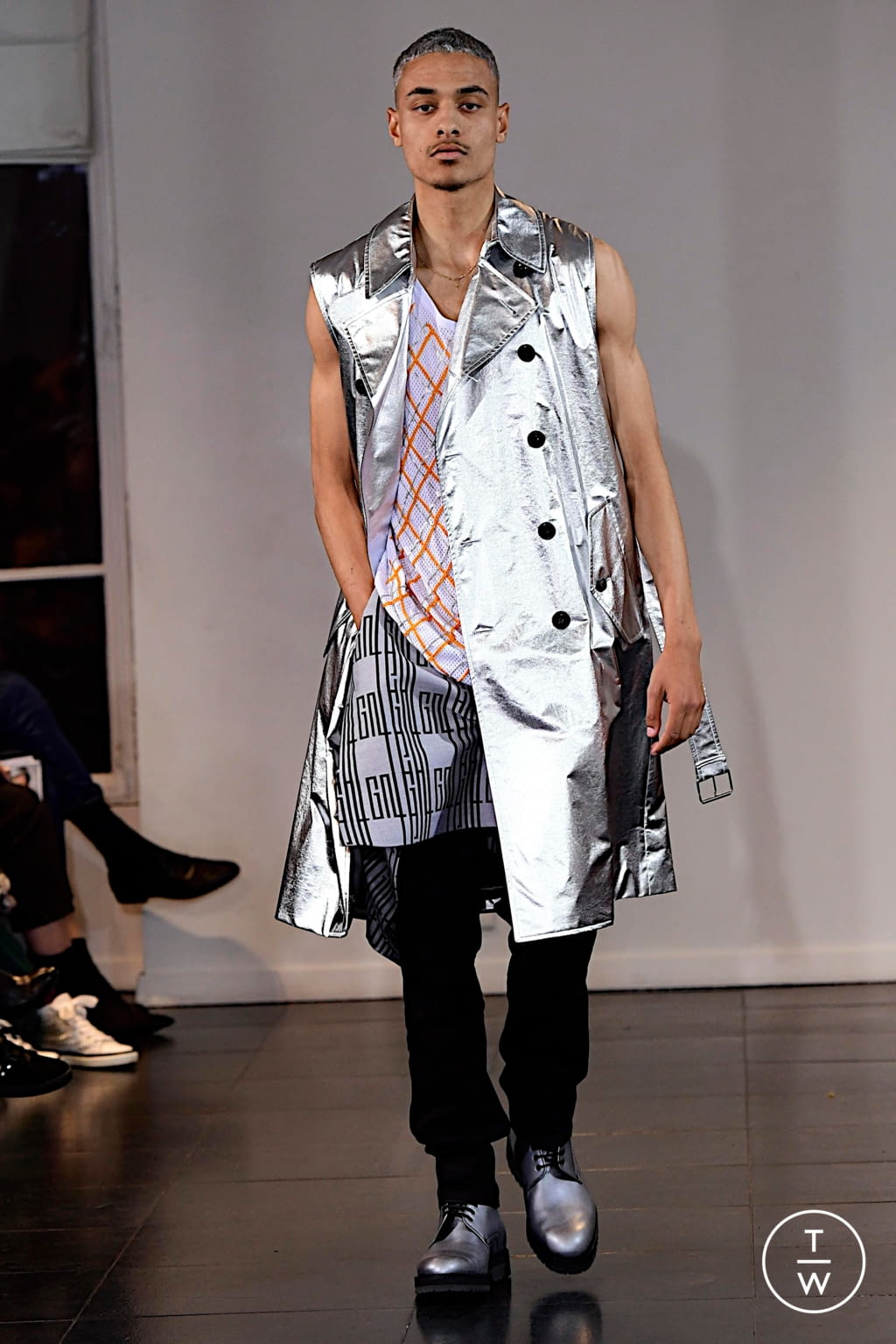 Fashion Week Paris Fall/Winter 2019 look 12 from the Louis Gabriel Nouchi collection 男装
