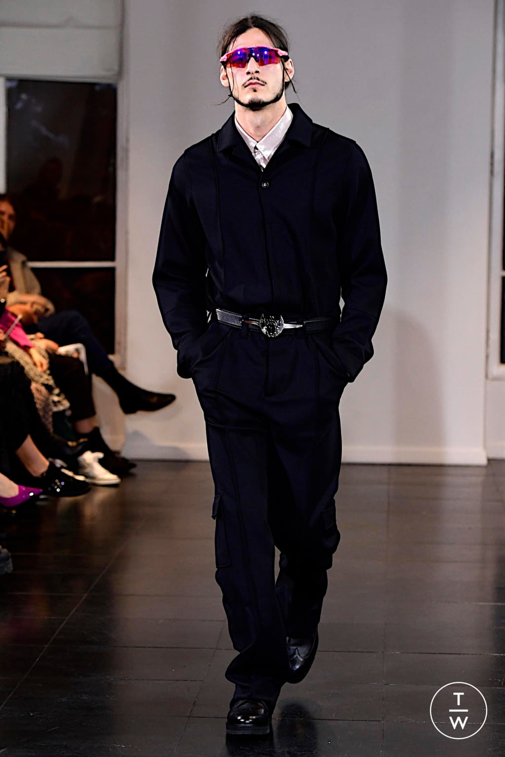 Fashion Week Paris Fall/Winter 2019 look 23 from the Louis Gabriel Nouchi collection 男装