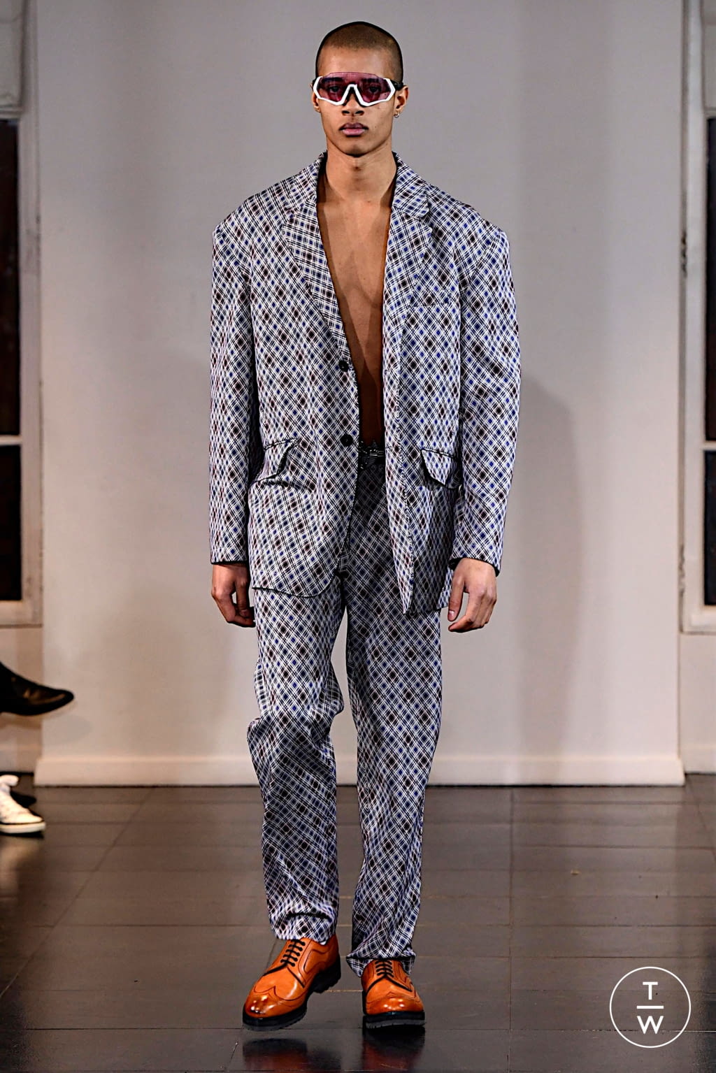 Fashion Week Paris Fall/Winter 2019 look 27 from the Louis Gabriel Nouchi collection 男装