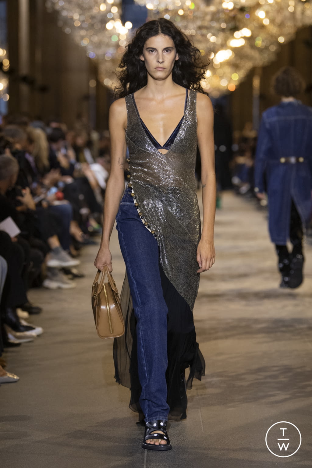 Fashion Week Paris Spring/Summer 2022 look 17 de la collection Louis Vuitton womenswear