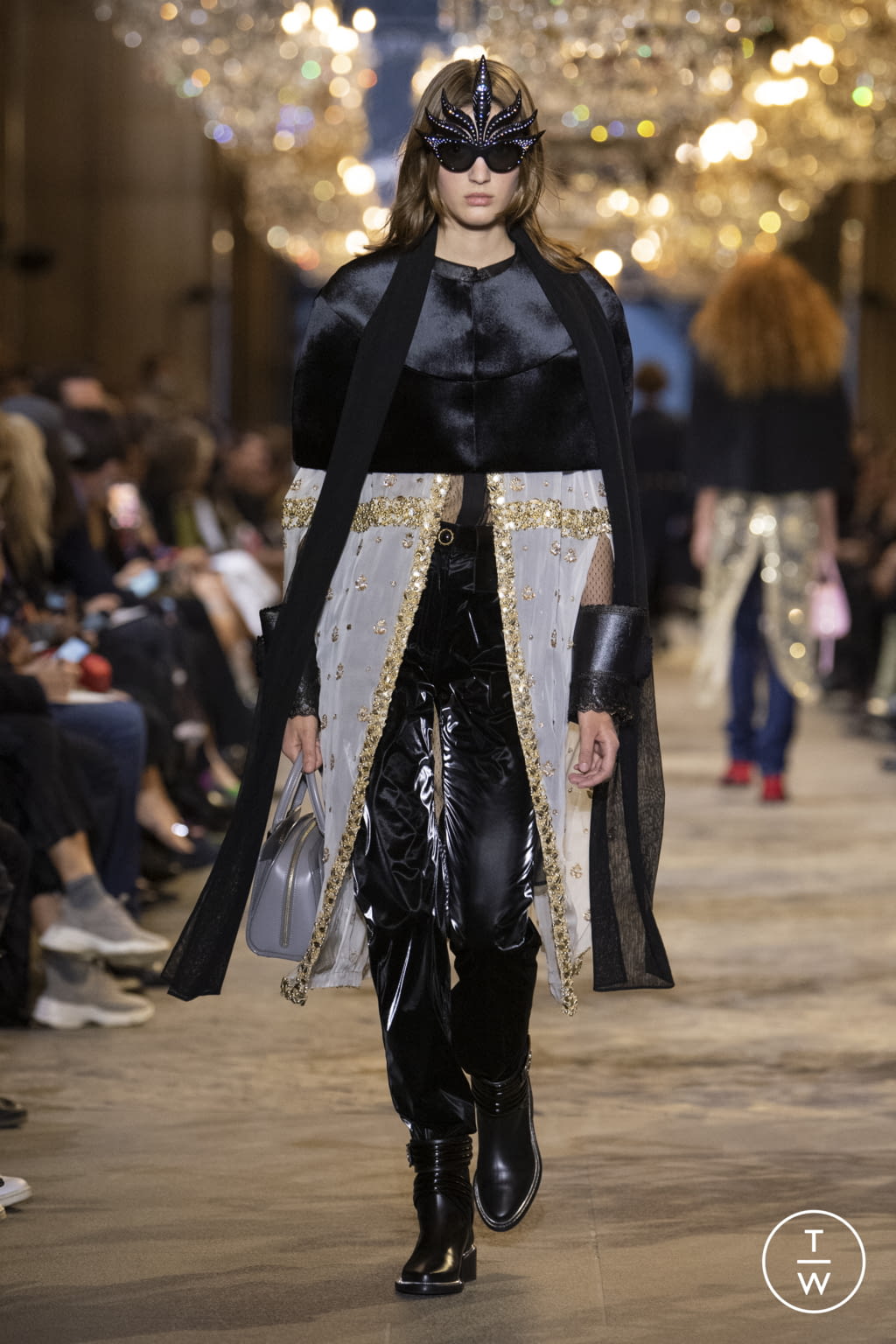 Fashion Week Paris Spring/Summer 2022 look 19 from the Louis Vuitton collection 女装