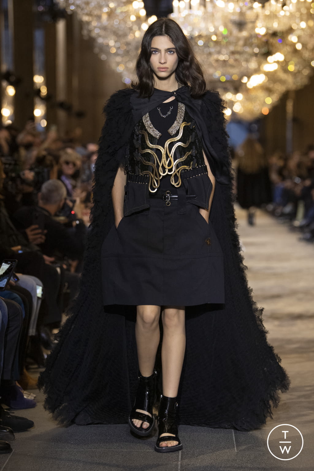 Fashion Week Paris Spring/Summer 2022 look 31 de la collection Louis Vuitton womenswear