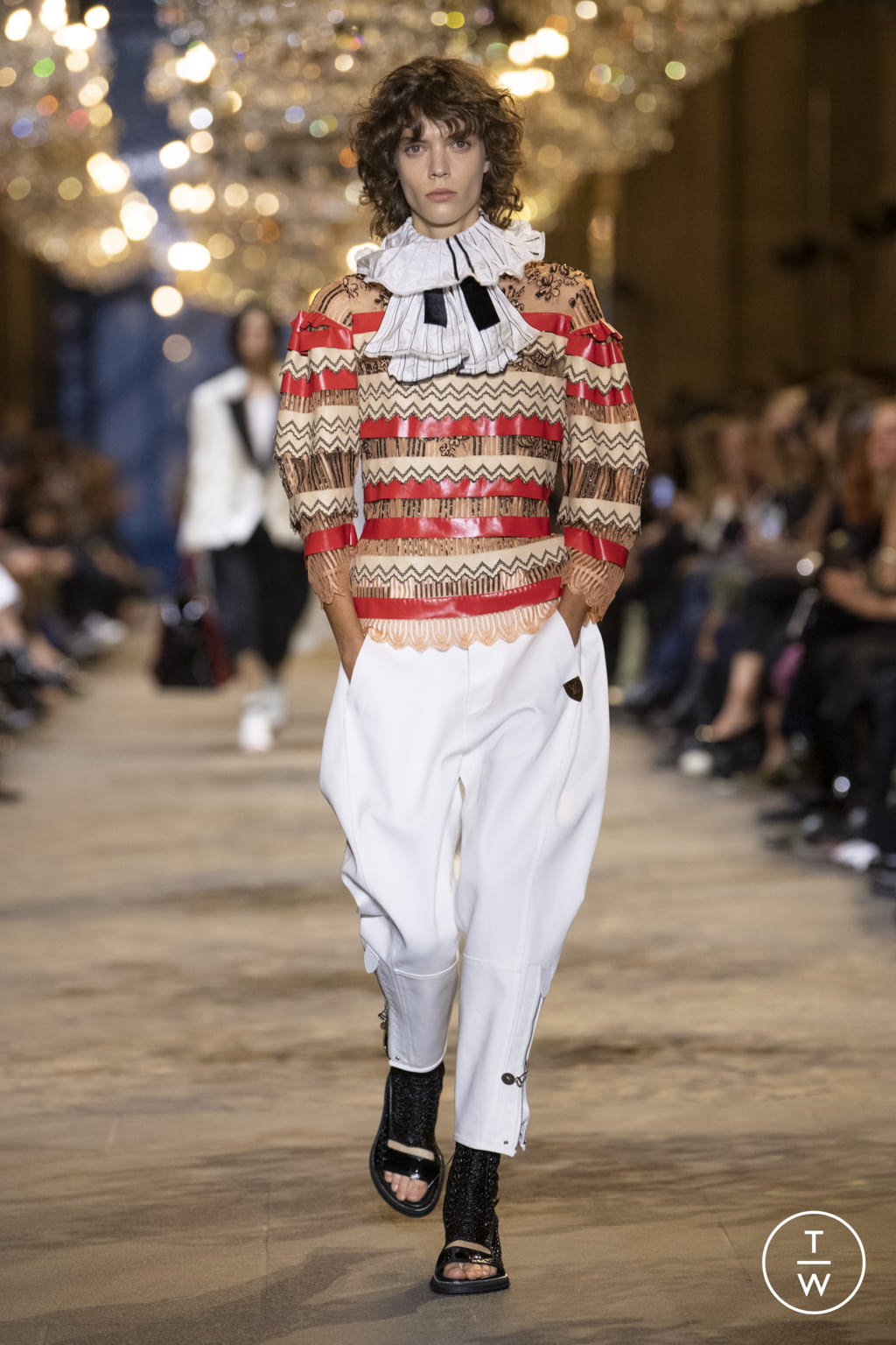 Fashion Week Paris Spring/Summer 2022 look 37 de la collection Louis Vuitton womenswear