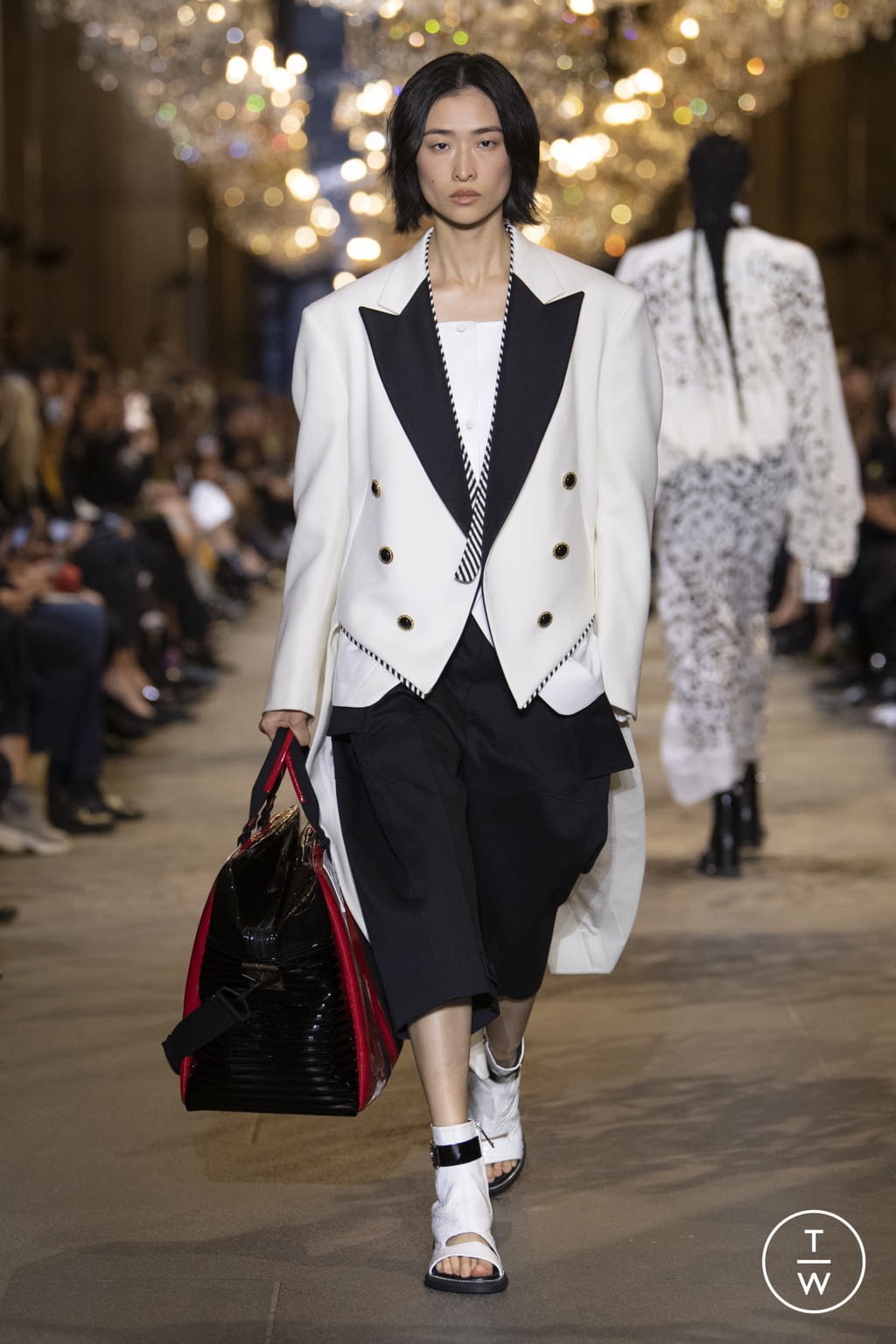Fashion Week Paris Spring/Summer 2022 look 38 from the Louis Vuitton collection womenswear