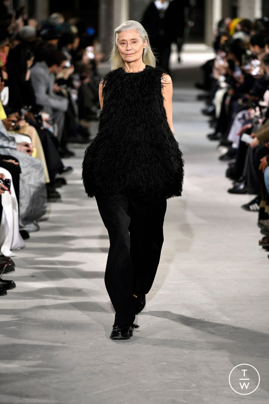 Fashion Week Paris Fall/Winter 2024 look 2 de la collection Louis Gabriel Nouchi menswear