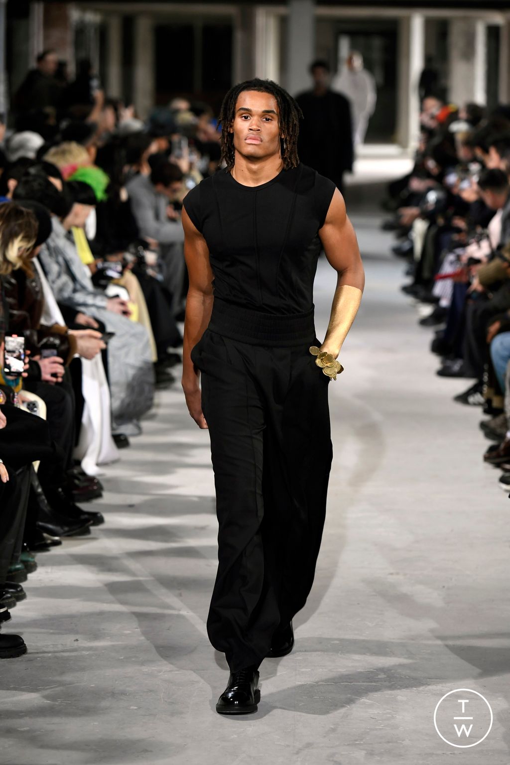 Fashion Week Paris Fall/Winter 2024 look 14 de la collection Louis Gabriel Nouchi menswear