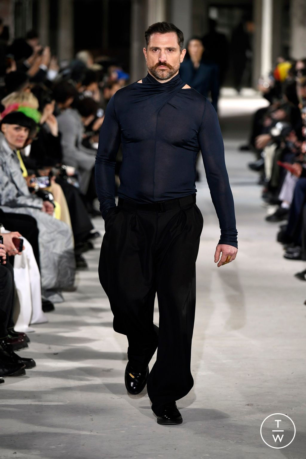 Fashion Week Paris Fall/Winter 2024 look 24 de la collection Louis Gabriel Nouchi menswear