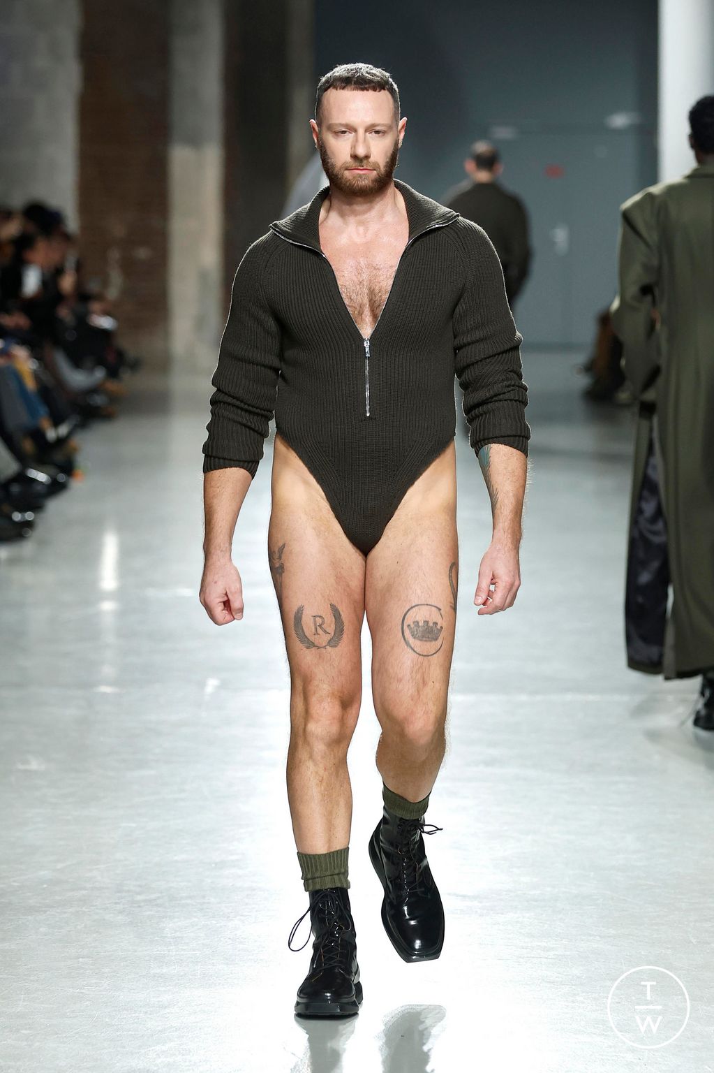 Fashion Week Paris Fall/Winter 2025 look 38 de la collection LGN Louis Gabriel Nouchi menswear