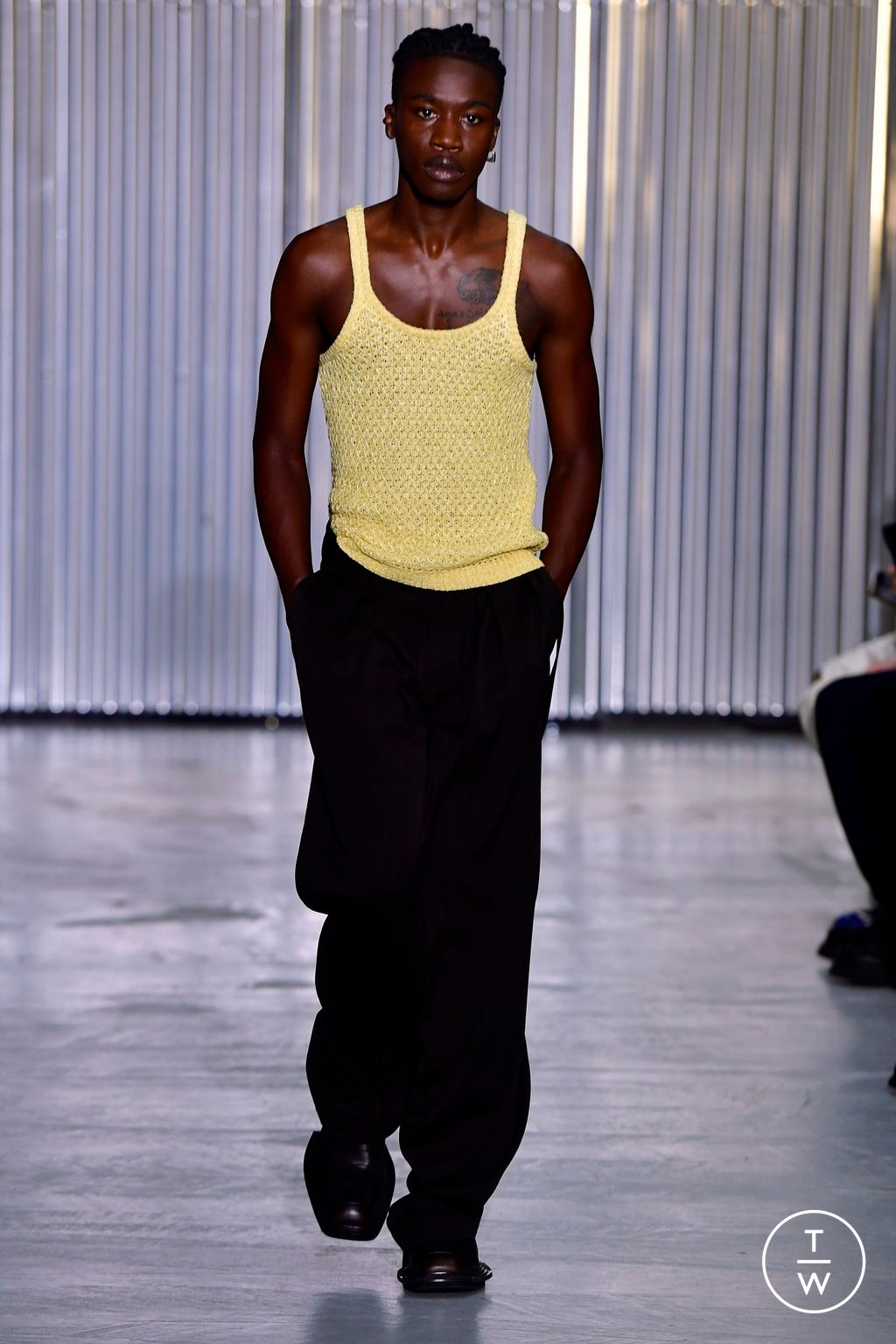 Fashion Week Paris Spring/Summer 2024 look 12 from the Louis Gabriel Nouchi collection 男装
