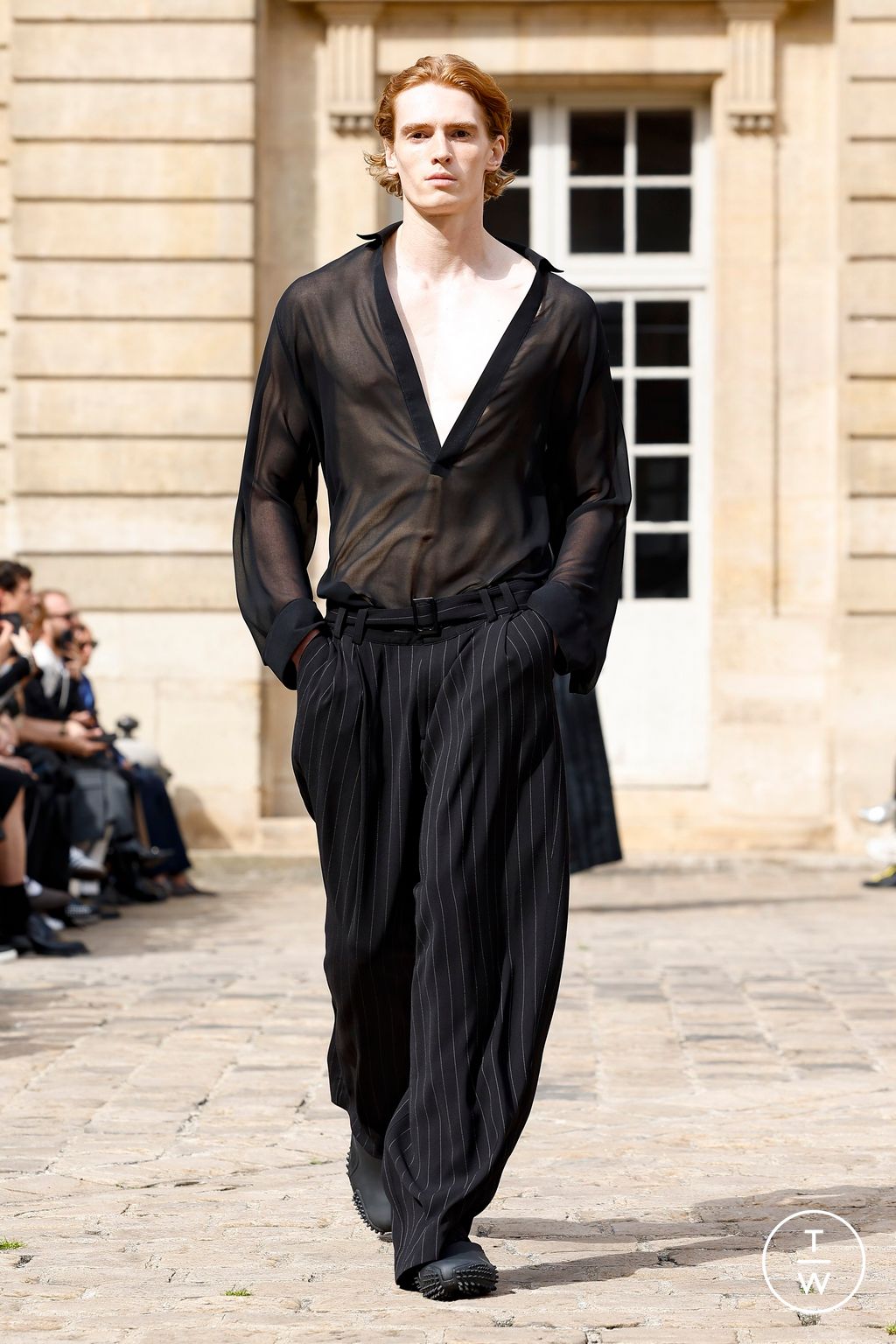 Fashion Week Paris Spring-Summer 2025 look 2 from the Louis Gabriel Nouchi collection menswear