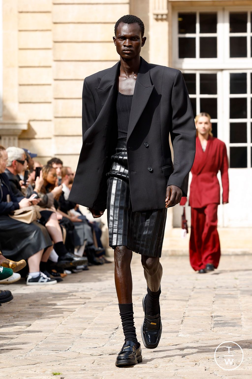 Fashion Week Paris Spring-Summer 2025 look 10 from the Louis Gabriel Nouchi collection 男装