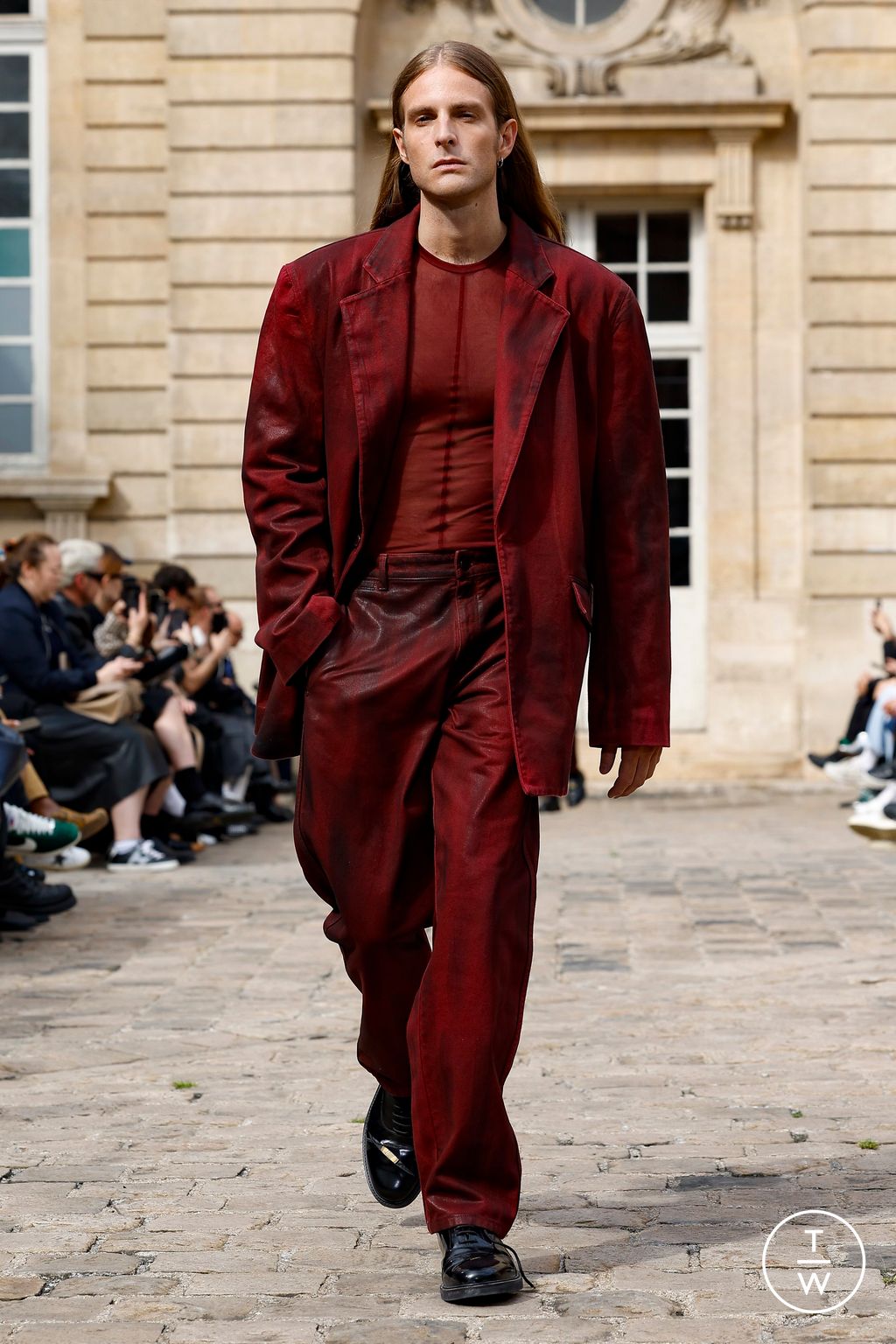 Fashion Week Paris Spring-Summer 2025 look 14 from the Louis Gabriel Nouchi collection menswear