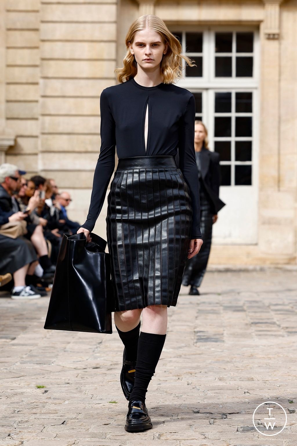 Fashion Week Paris Spring-Summer 2025 look 19 from the Louis Gabriel Nouchi collection menswear