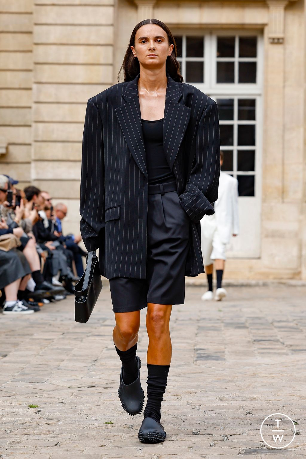 Fashion Week Paris Spring-Summer 2025 look 31 from the Louis Gabriel Nouchi collection menswear