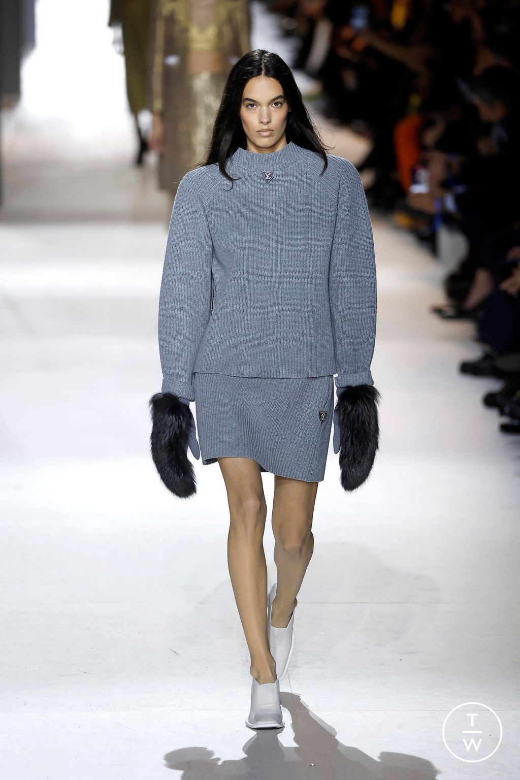 Fashion Week Paris Fall/Winter 2024 look 25 de la collection Louis Vuitton womenswear