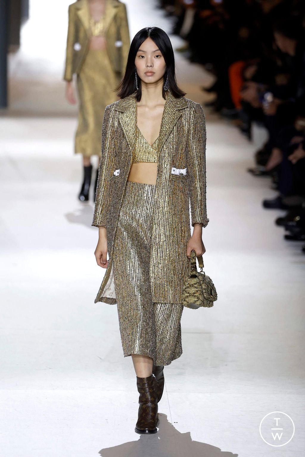 Fashion Week Paris Fall/Winter 2024 look 26 de la collection Louis Vuitton womenswear