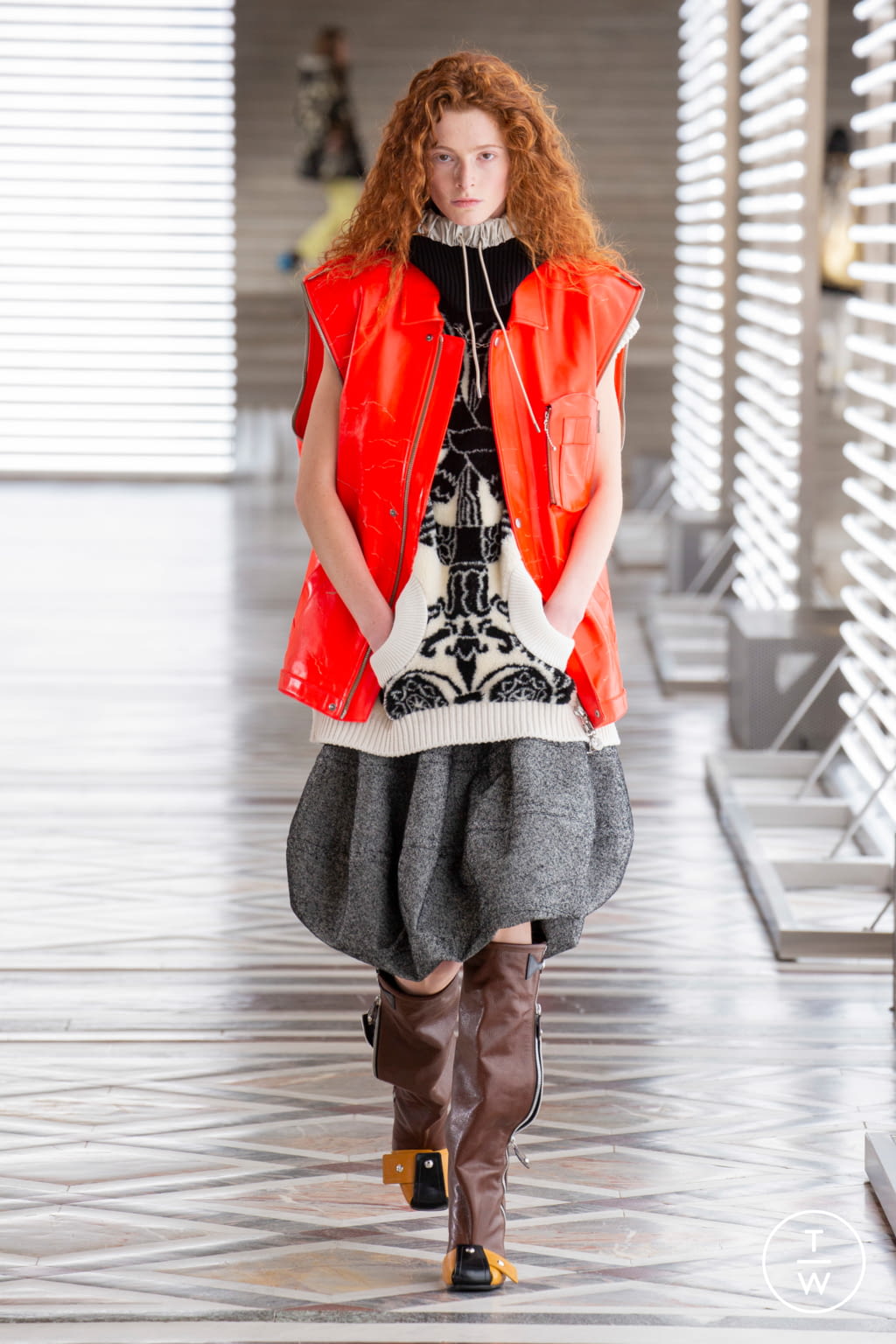 Fashion Week Paris Fall/Winter 2021 look 13 from the Louis Vuitton collection womenswear