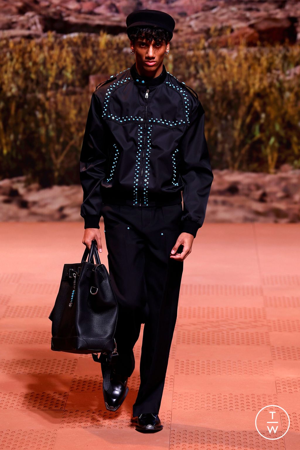 Fashion Week Paris Fall/Winter 2024 look 57 from the Louis Vuitton collection menswear